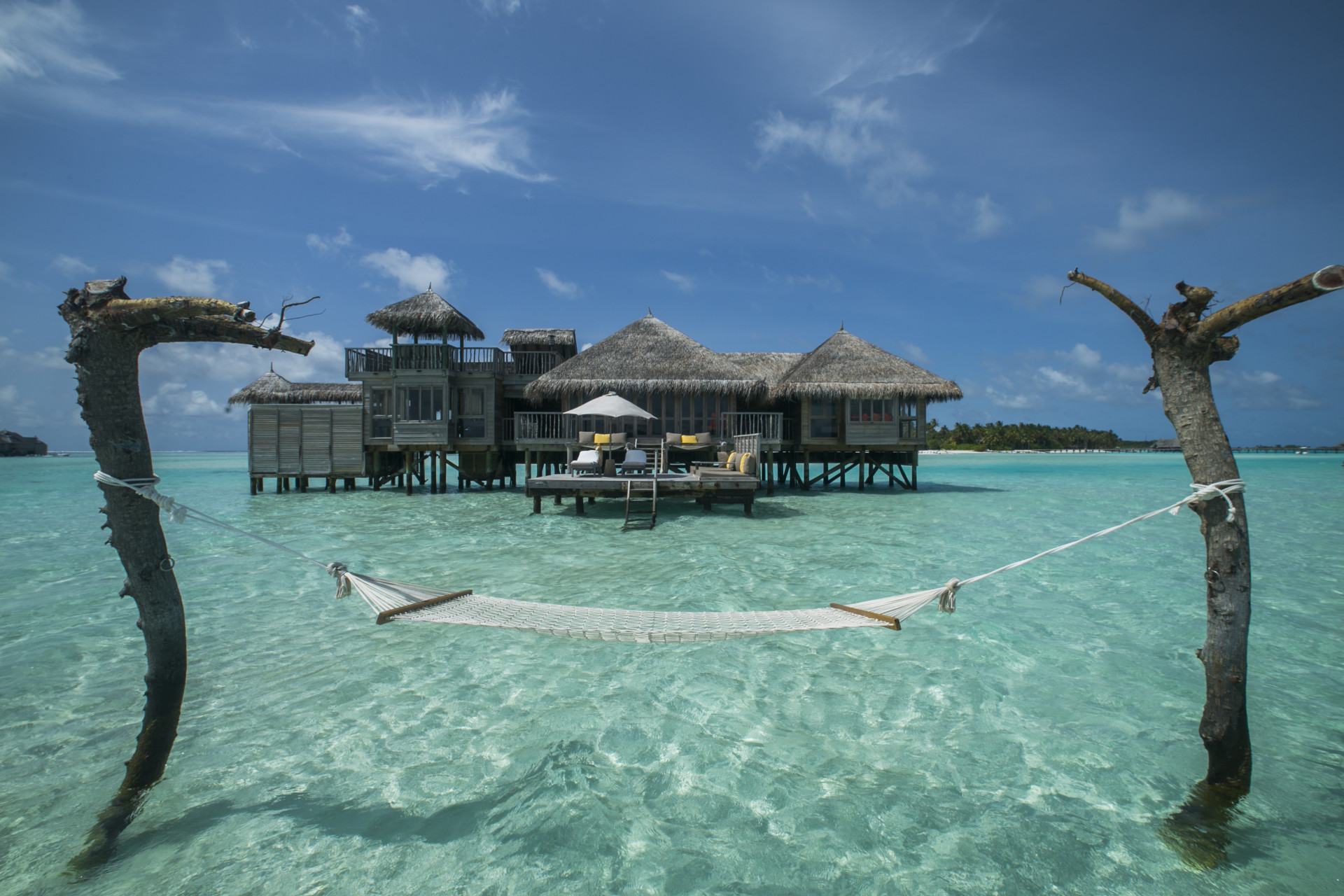 Luxury Surfing In The Maldives At Gili Lankanfushi With Tropicsurf